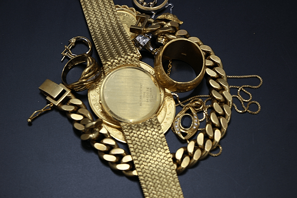 金プラチナ製の地金、時計、メダルなど 